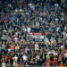 Velika podrška: Košarkaška legenda i svetski poznati reditelj navijaju za Partizan u Mančesteru (FOTO)