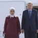 Emina Erdogan u srpskom kaputu u Londonu