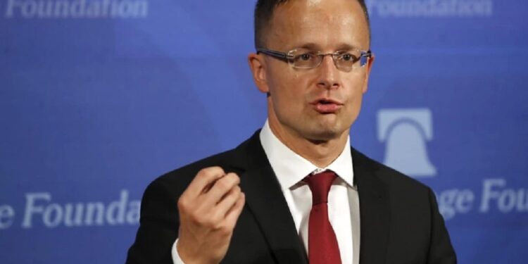Mađarska: Blokiraćemo ulazak Ukrajine u NATO!
