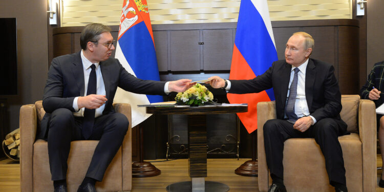 Šta su Putin i Vučić poklonili jedan drugome (FOTO)