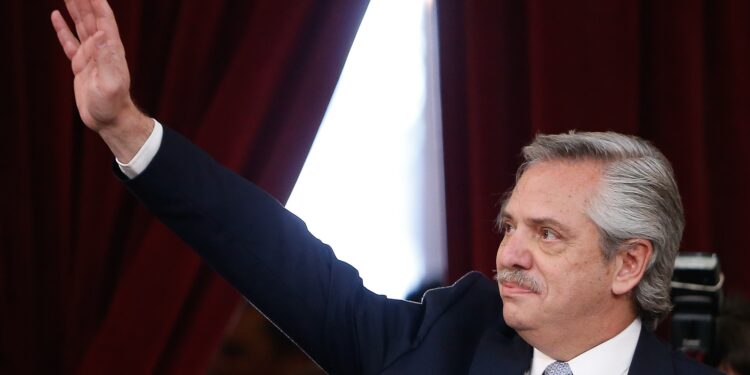 Fernandez od danas i zvanično predsednik Argentine