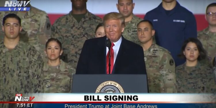 Tramp zvanično pokrenuo novu američku vojnu službu