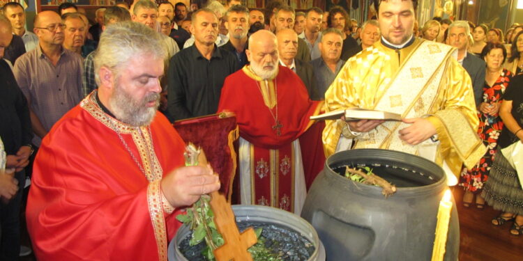 Bog se javi! Vaistinu se javi!