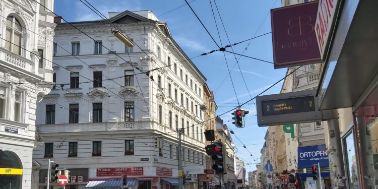 Da li Austrija vraća migrante u Srbiju?