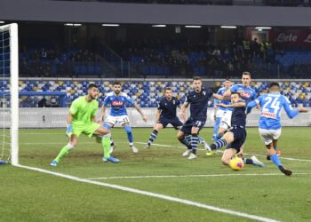 Imobile promašio penal, Insinje odveo Napoli u polufinale (VIDEO)