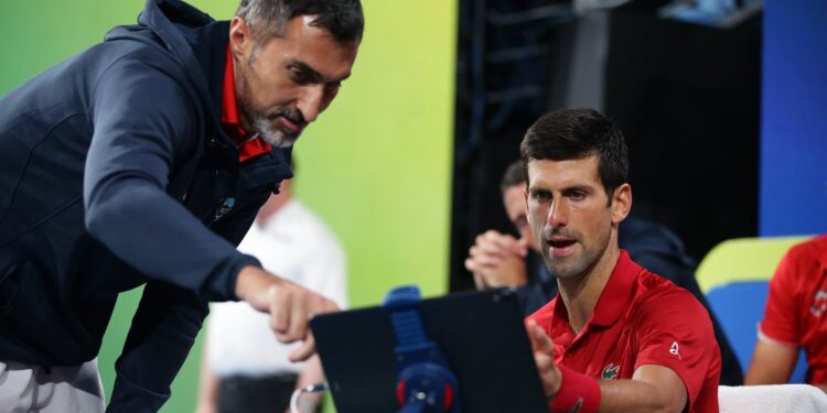 Šta radi Novak između pobede protiv Nadala i odlučujućeg dubla (VIDEO)