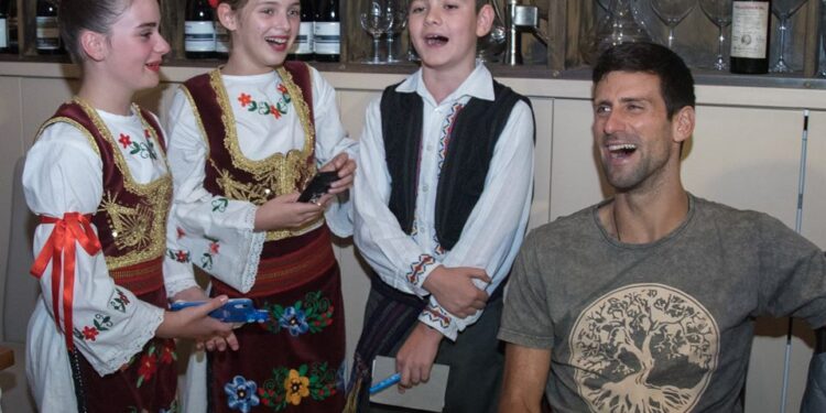 I Nole pevao „Ajde Jano“