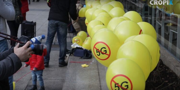 U Zagrebu održan protest protiv 5G mreže (VIDEO)