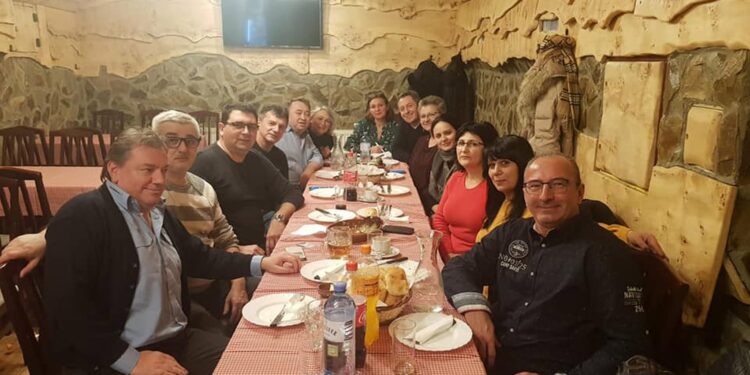 Obnavljaju prijateljstva iz školske klupe