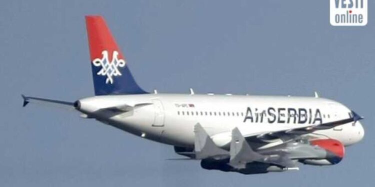 Drama iznad Londona: Avion Er Srbije zbog oluje nije mogao da sleti
