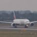 Puklo staklo na pilotskoj kabini, avion se vraća u Moskvu