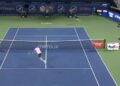 “Teniska klinika Novak”: Pogledajte ključni potez kojim je osvojio prvi set! (VIDEO)