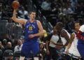 Jokić imitacijom zabavljao Lebrona (VIDEO)