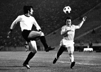 Epidemija Variola vere, a na treningu 15.000 ljudi: Ovako su Zvezda i Partizan odigrali 50. derbi! (FOTO) (VIDEO)