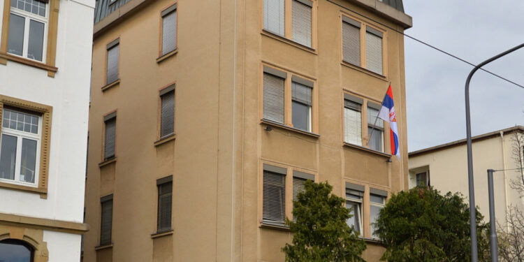 Pomoć samo za hitne slučajeve
