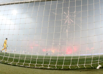 UEFA presekla: Nacionalna prvenstva igraju se do kraja juna
