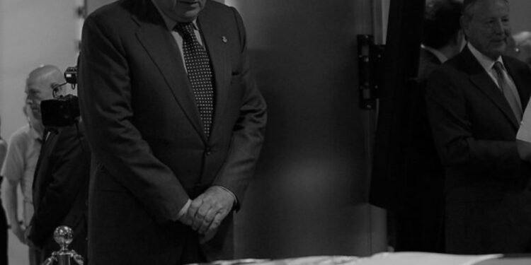 Bivši predsednik Real Madrida preminuo od koronavirusa