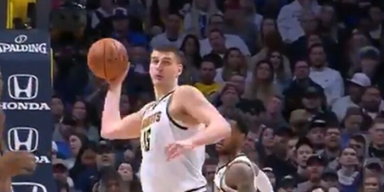 Nikola Jokić prijavljen NBA ligi zbog „nacionalizma“ (FOTO)