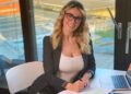 Italijanska seks bombona radi od kuće: Novinarka poslušala savet struke (FOTO)