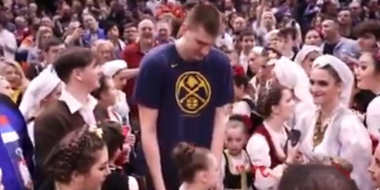Srpsko kolo oduševilo Klivlend: Jokić pozdravio Srbe uz poruku – Ne damo svetinje (VIDEO)