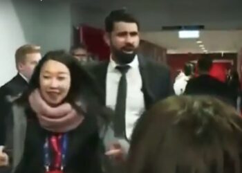 Sramotan potez: Dijego Kosta kašljao na novinare (VIDEO)