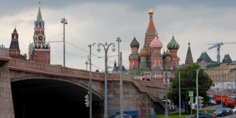 Pusta Moskva: Građani u karantinu (VIDEO)