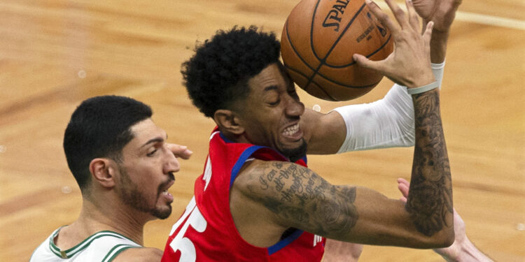 Odigrao partiju sezone pa „zakačio“ virus: I treća NBA zvezda u karantinu