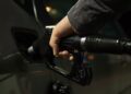 Od utorka drastično pojeftinjenje benzina u Hrvatskoj?