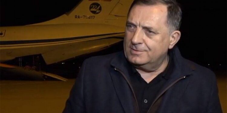 Dodik dočekao treći avion: Rusija pokazala da je uz Srpsku