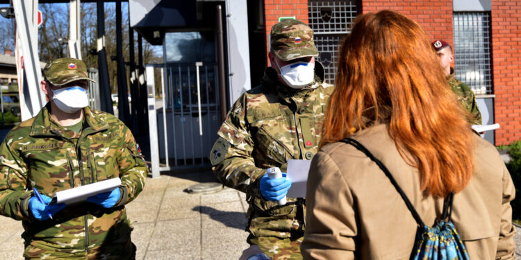 Kosovo: Tri slovenačka vojnika obolela od Covid-19