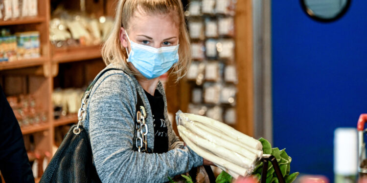 U Nemačkoj epidemija raste nakon početnog ublažavanja mera