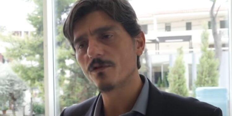 Predsednik Panatinaikosa besan na Evroligu: „Nema boljeg scenarija nego kad te mafijaši j… svake nedelje“ (FOTO)