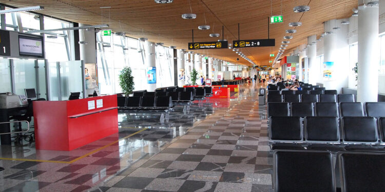 Aerodrom u Ljubljani otvoren za saobraćaj
