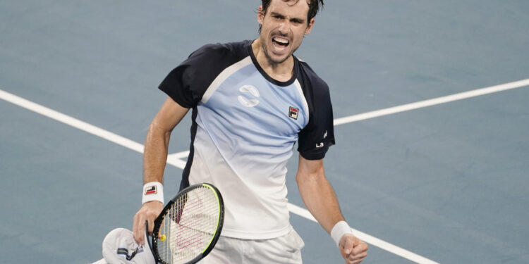 “Lako je Đokoviću da pomaže drugima, kad su on, Rafa i Federer zaradili po 100 miliona od turnira”