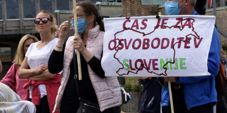 Slovenija: Protest protiv Janše i restriktivnih mera