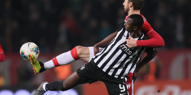 Sve spremno za „ludnicu“ u Humskoj i 200. Večiti derbi: Zvezda i Partizan se bore za finale Kupa