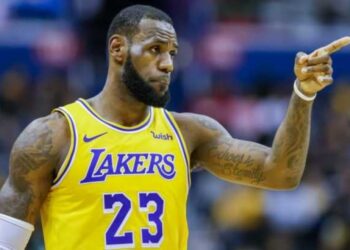 Lebron oduševljen Novakovom košarkom ekspresno odgovorio: Druže, spreman si za 1 na 1 sa mnom! (VIDEO)