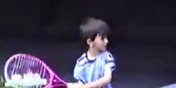Snimak četvorogodišnjeg Đokovića “otopio” navijače: Nole je već tada bio teniski šampion (VIDEO)