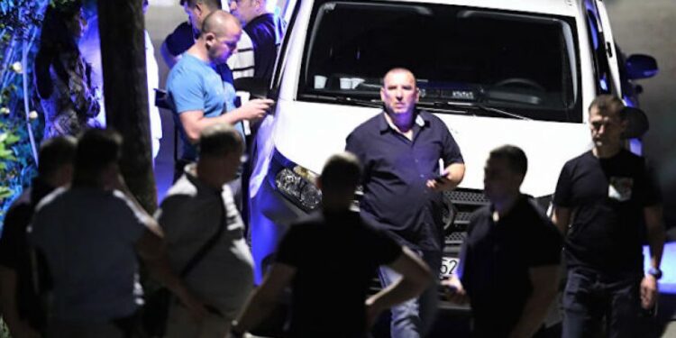 Kod Splita pretučen Srbin iz Austrije – razlog krst i Zvezdin grb? (FOTO)