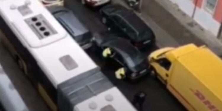 Filmska potera u Berlinu: Srbin bežao od policije sa 35.000 evra (VIDEO)