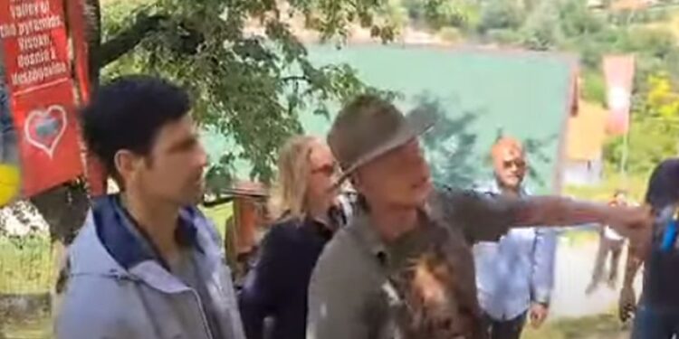 Novak Đoković sa porodicom obilazi piramide u Bosni (FOTO/VIDEO)