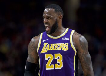 Nastavljena NBA liga: Lebron Džejms doneo pobedu Lejkersima (VIDEO)