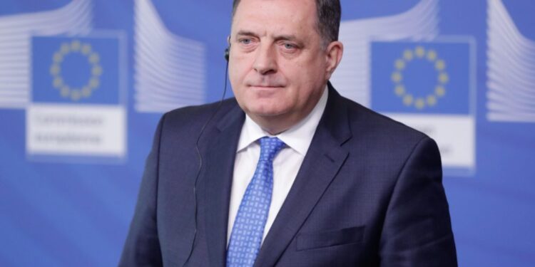 Dodik odlikovao Đokovića ordenom Republike Srpske