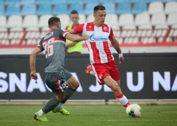 Nastavlja se Superliga: Zvezda u Novom Sadu, Partizan dočekuje Inđiju
