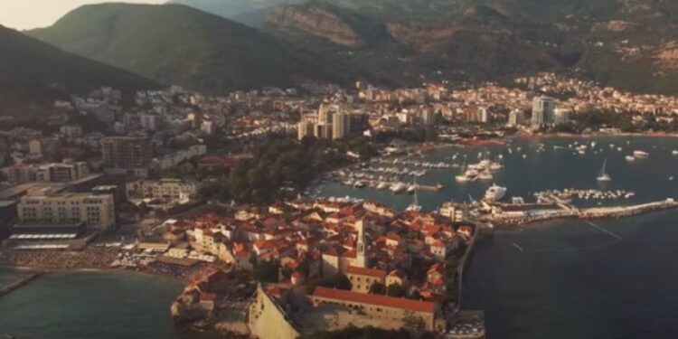 Crna Gora razmatra otvaranje granica prema Srbiji