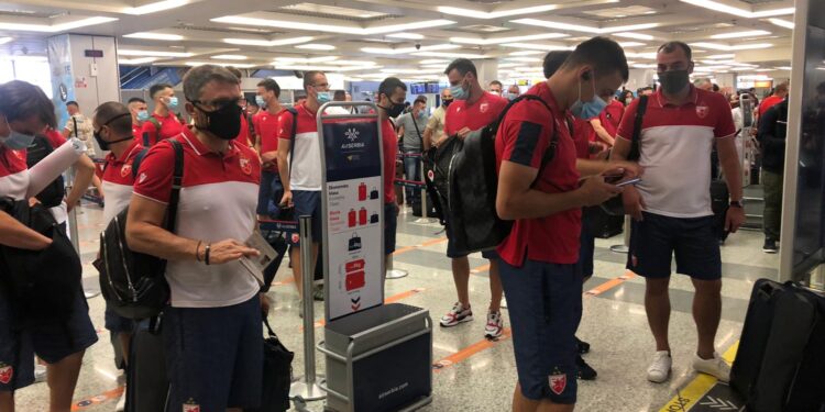 Stanković poveo 20 fudbalera u Tiranu, Pavkov ostaje u Beogradu