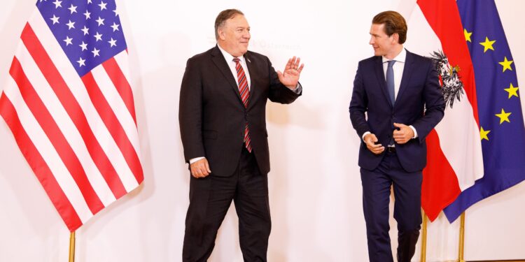 Vašington zabio klin u EU: Podelio je na zapadnu i istočnu!