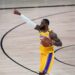 Lebron i Dejvis su mašine – Lejkersi u polufinalu Zapada (VIDEO)