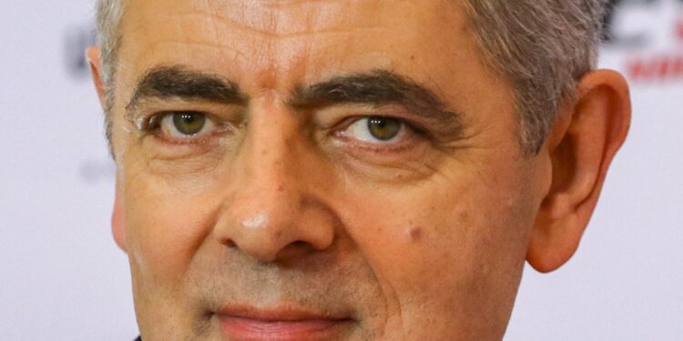 Razvod “Mistera Bina” zbog 29 godina mlađe koleginice: Zbog nje je glumac ostavio suprugu (FOTO)