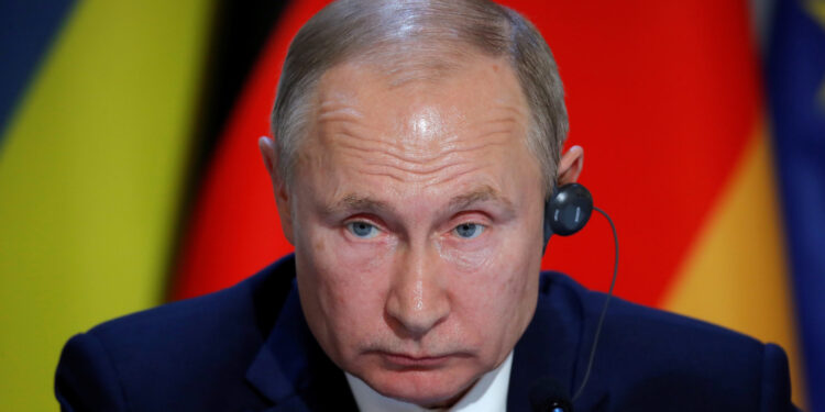 Putin za volanom: “Vežite se, inače kazna!” (VIDEO)